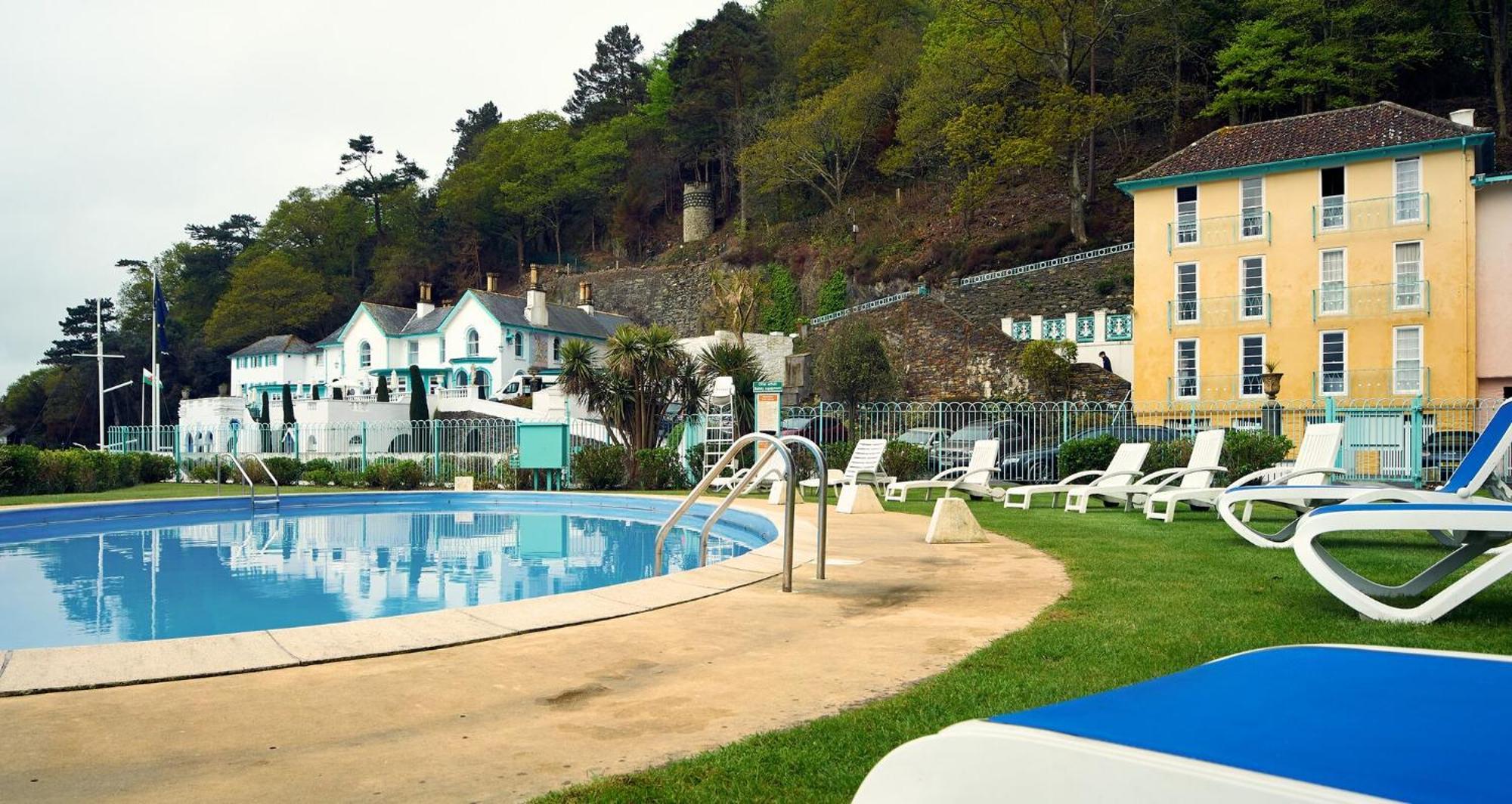 Portmeirion Village & Castell Deudraeth Porthmadog Ngoại thất bức ảnh